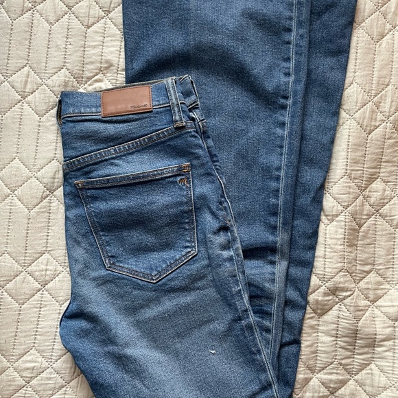Madewell Flea Market Flares • 70s High Rise Flare Jeans • Faded Blue Size 25 - Picture 8 of 11
